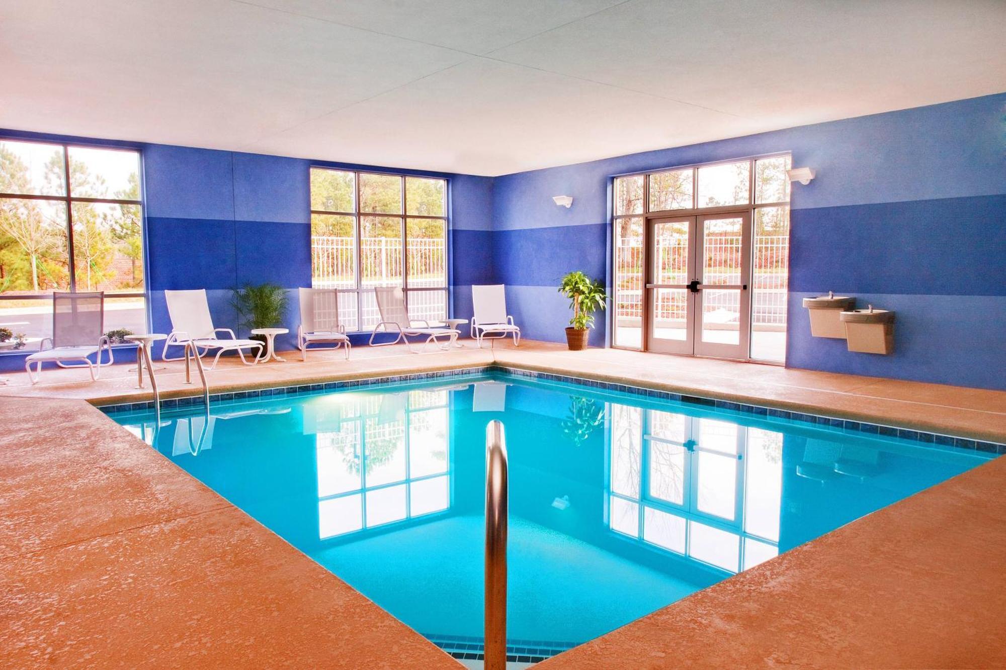 מוריסוויל Four Points By Sheraton Raleigh Durham Airport מראה חיצוני תמונה